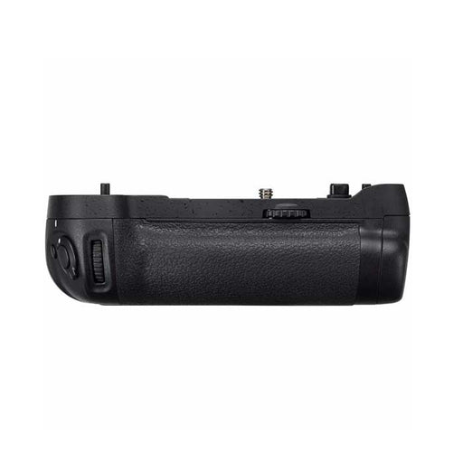 Nikon MB-D17 Multi power battery pack