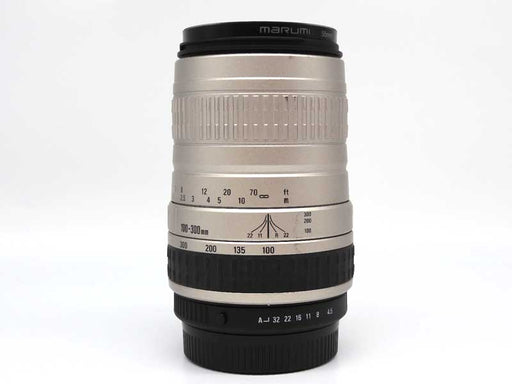 Sigma 100-300mm telephoto zoom suits Pentax K mount